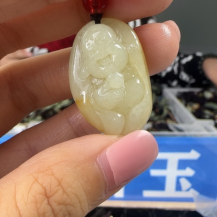 颈饰未镶嵌和田玉
