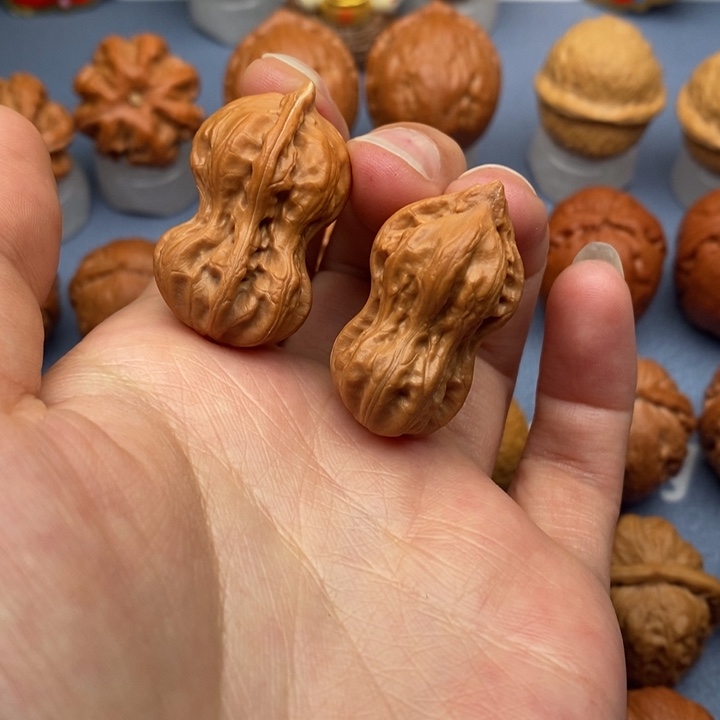 文玩核桃把件花生