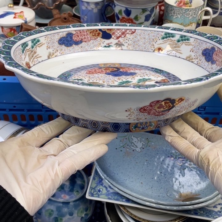 他家瓷器真美…开播了