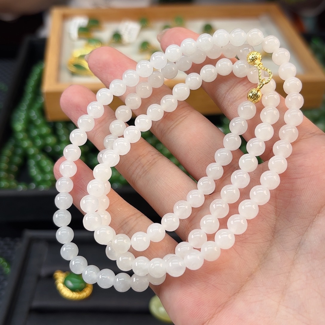 和田玉未镶嵌颈饰白玉卡6 108