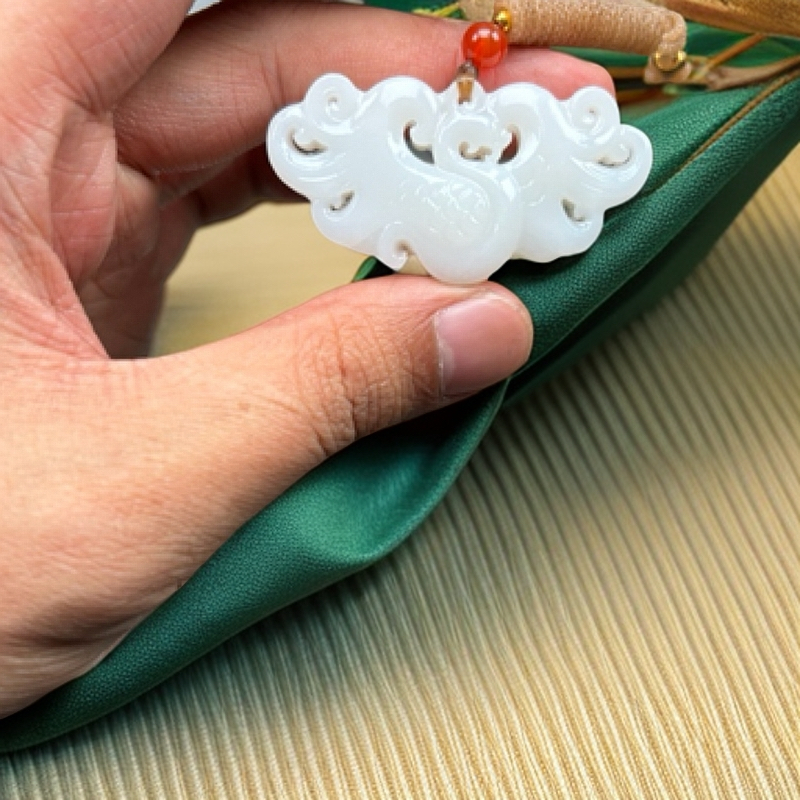 保真和田玉凤凰时尚吊坠百搭精雕多样性拍一发一手工精致气质