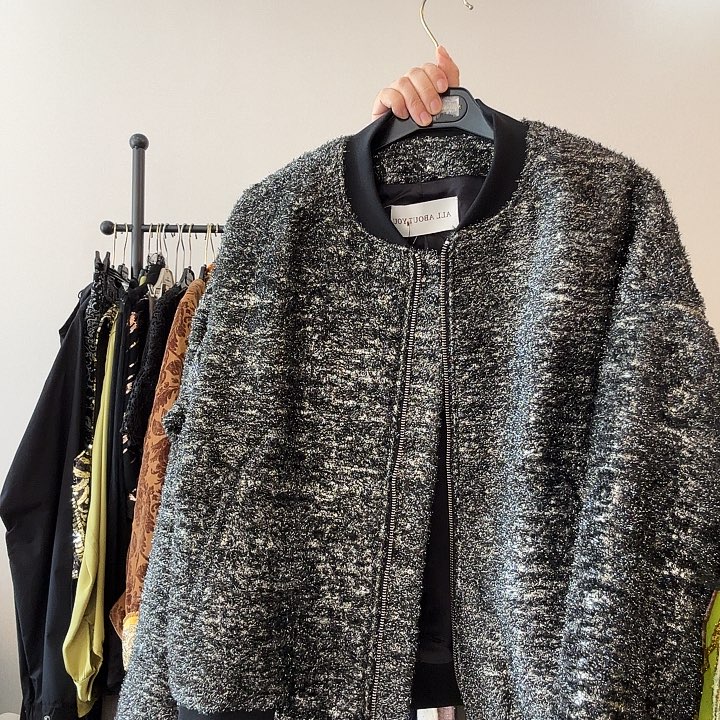 飞的飞华军晶晶你奶奶