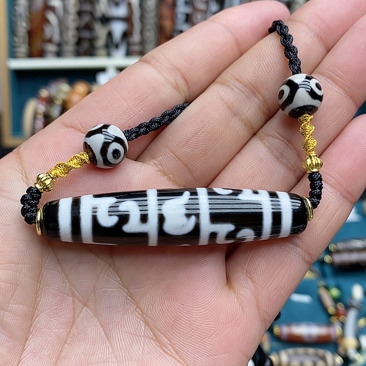 玛瑙/玉髓颈饰合金