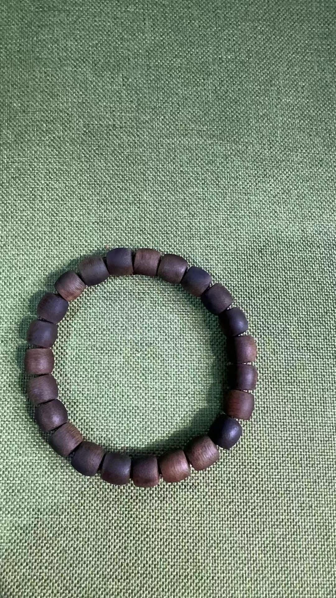 瑞哥专属沉香手串Z011