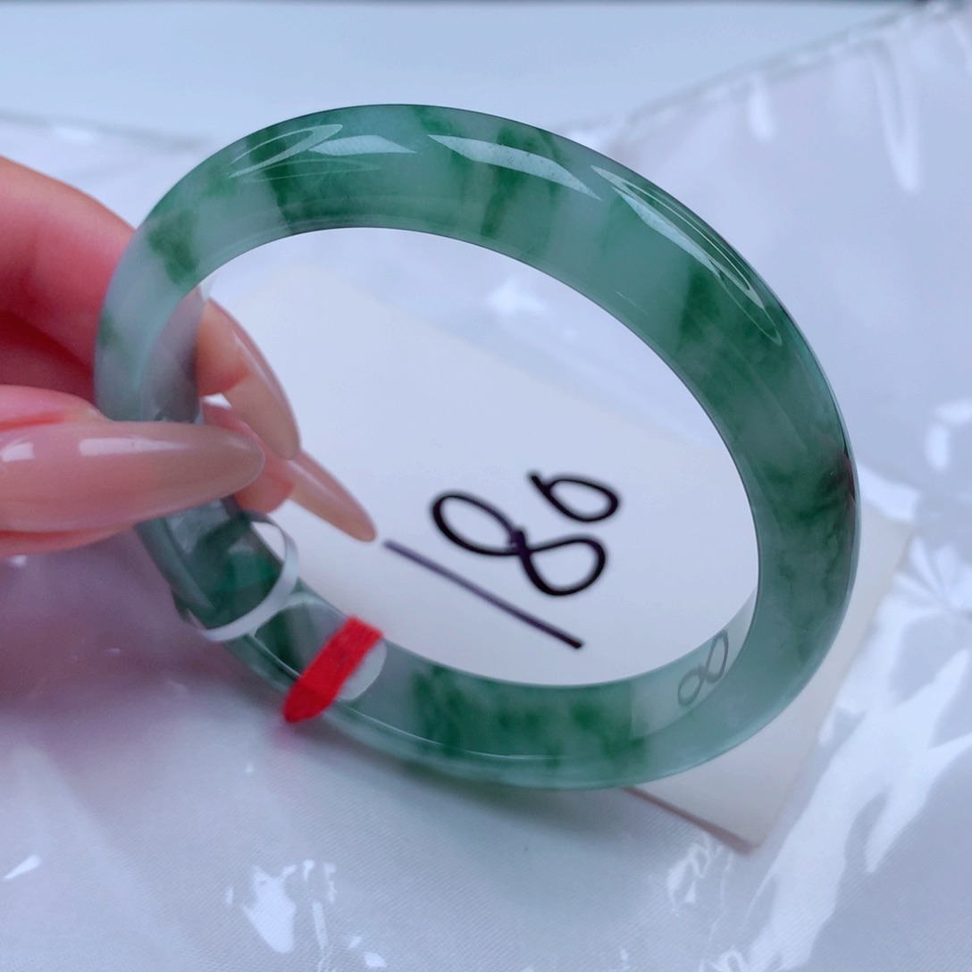 翡翠手镯未镶嵌翡翠54