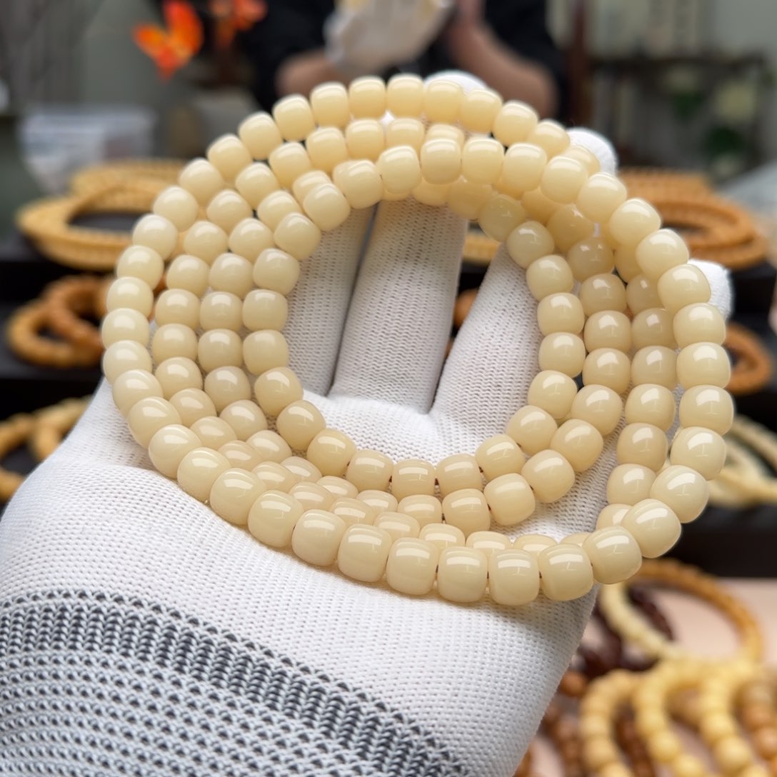 【闪购商品】菩提根/象牙果手串8.9。10年。精工