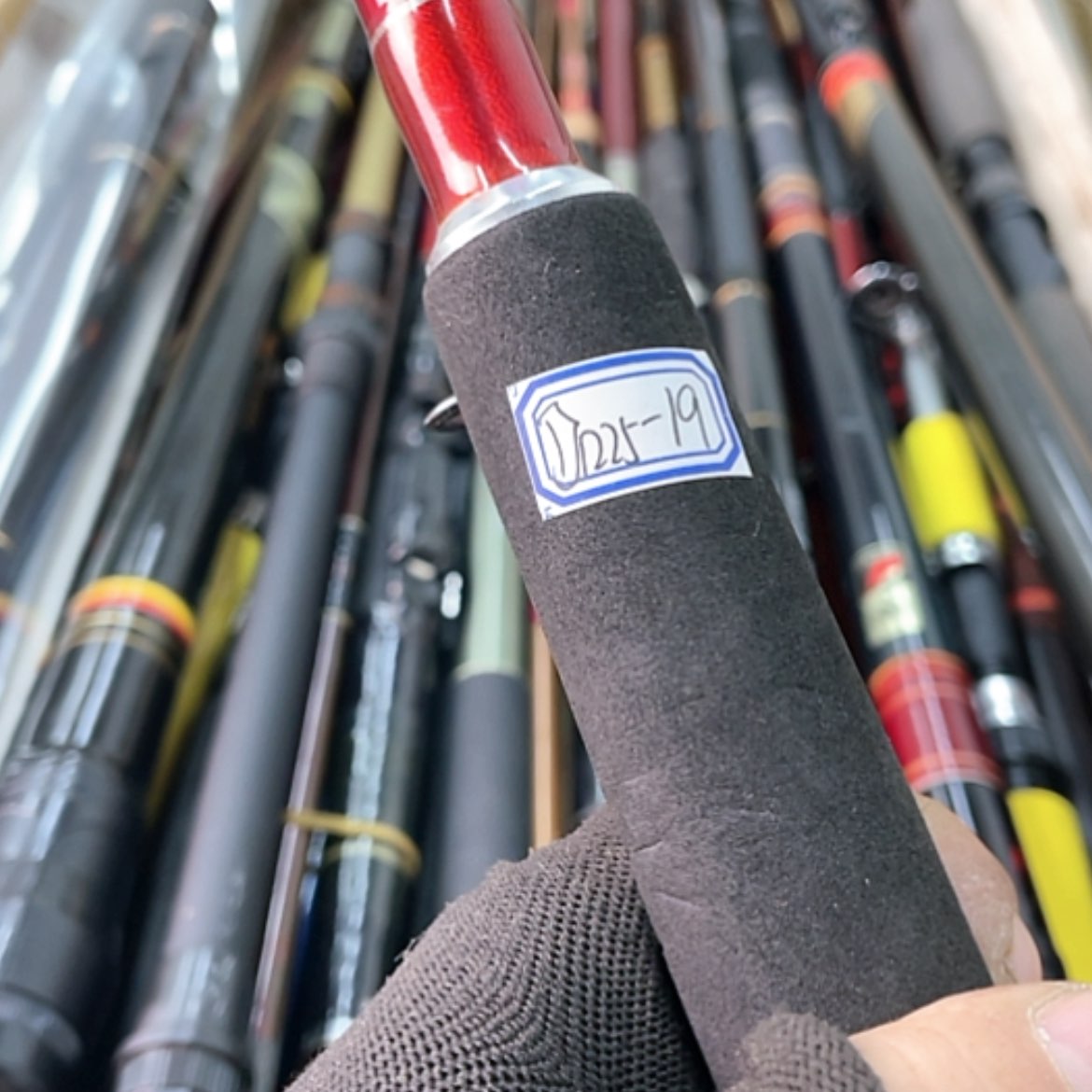 【闪购商品】钓鱼竿微瑕疵孤品