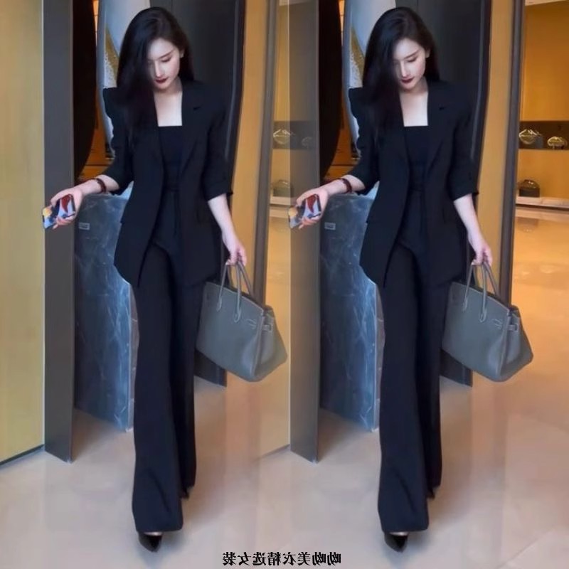 胖mm炸街爆款秋轻奢高级感显瘦职业西服西装套装女大码时尚两件套