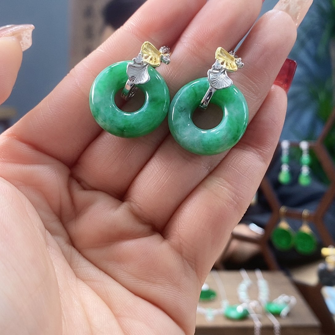 翡翠耳饰银S925镶嵌翡翠