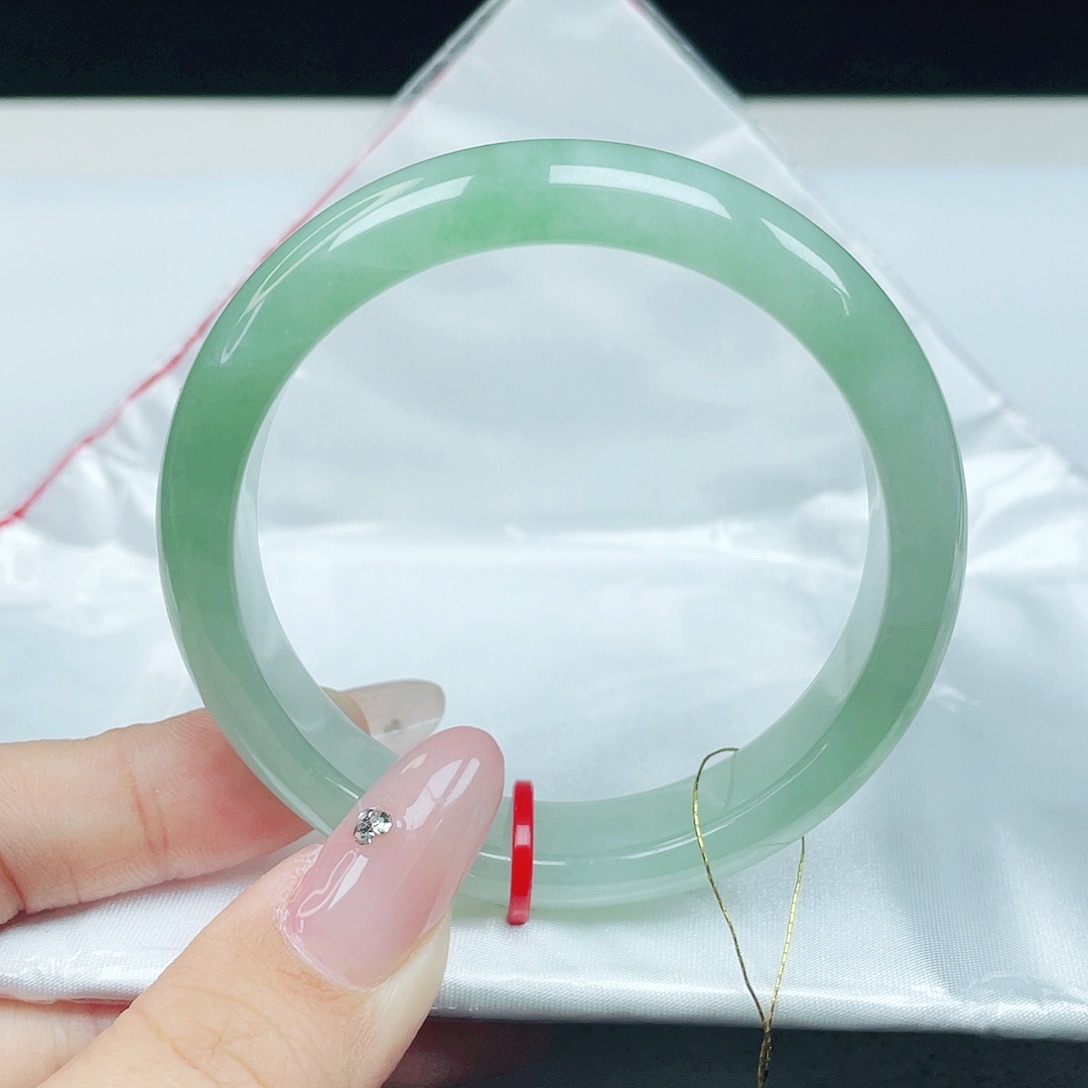 翡翠未镶嵌手镯 正圈54+