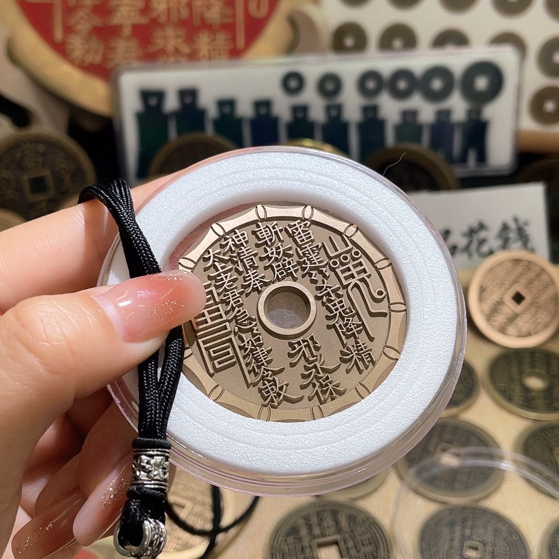 铜现代失腊工艺品