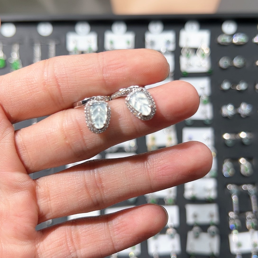 翡翠耳饰银S925镶嵌M*8888