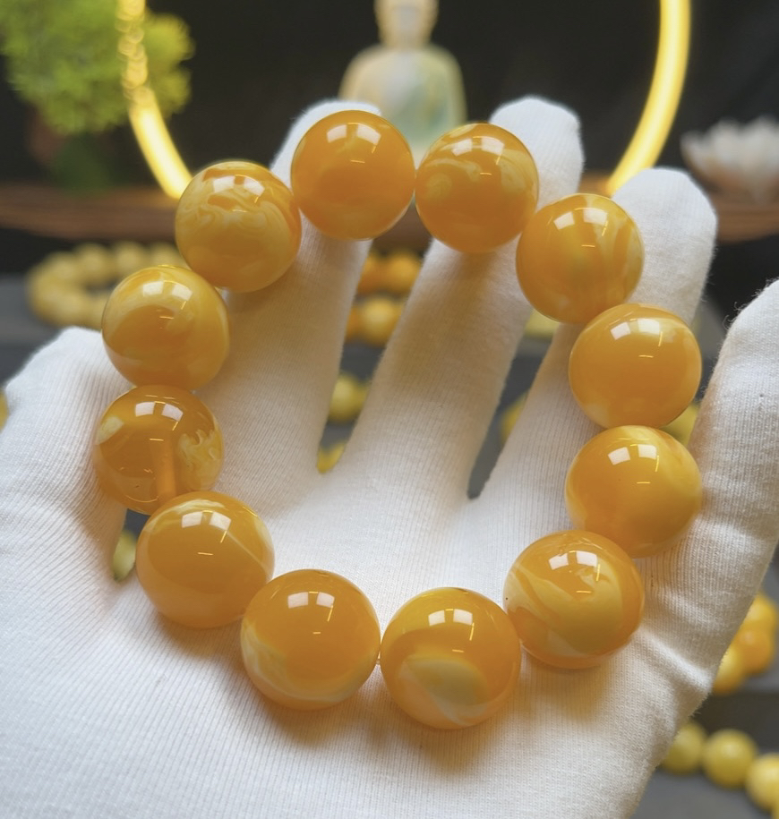 (全品俄黄殿堂级手串)