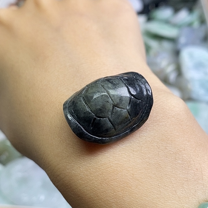 翡翠未镶嵌颈饰天然翡翠通孔65