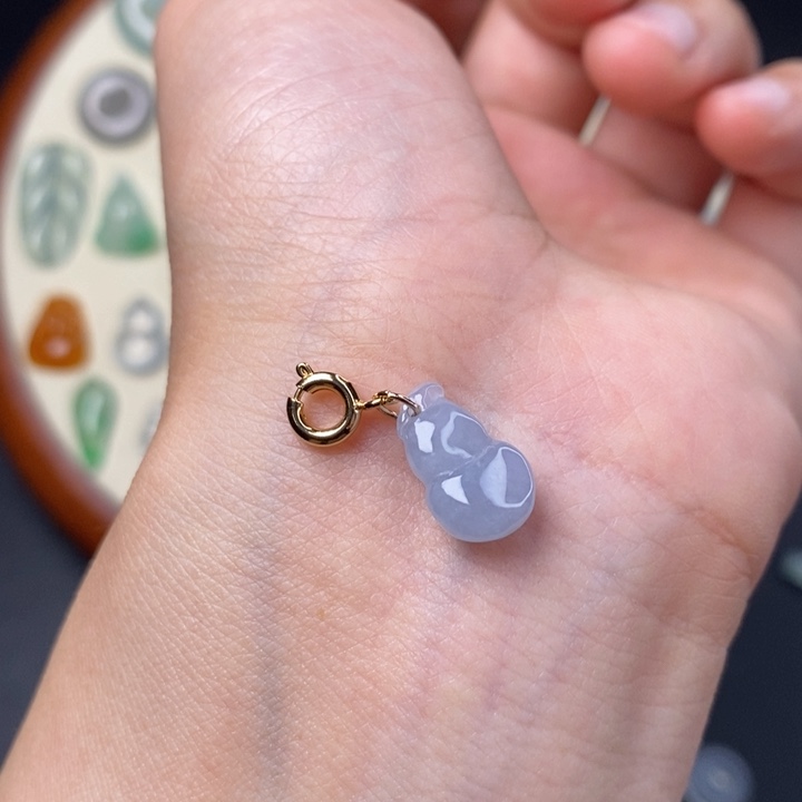 翡翠颈饰未镶嵌葫芦