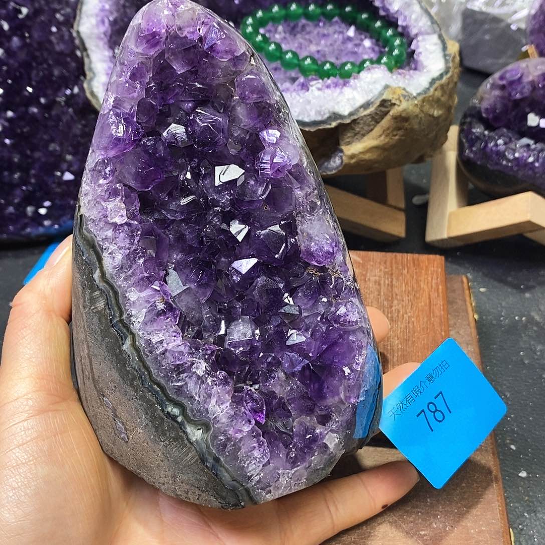 水晶大型摆件（非配饰）未镶嵌