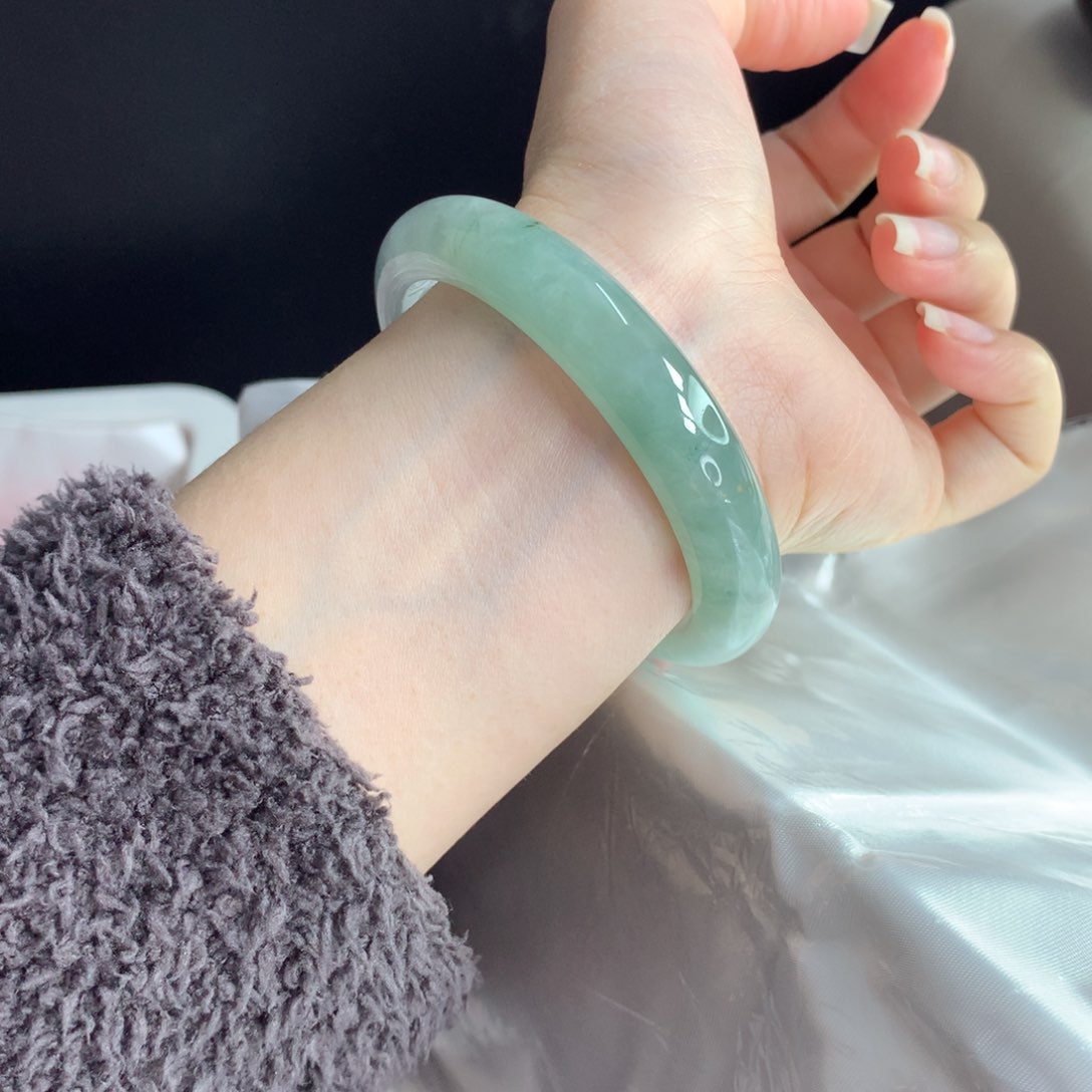 翡翠手镯未镶嵌（2号）