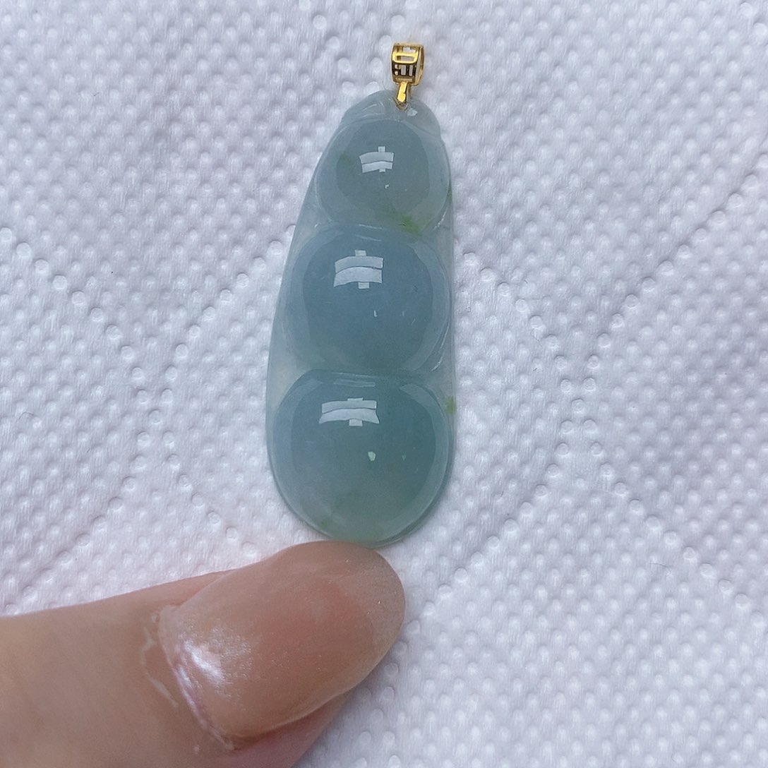 颈饰18K金镶嵌翡翠