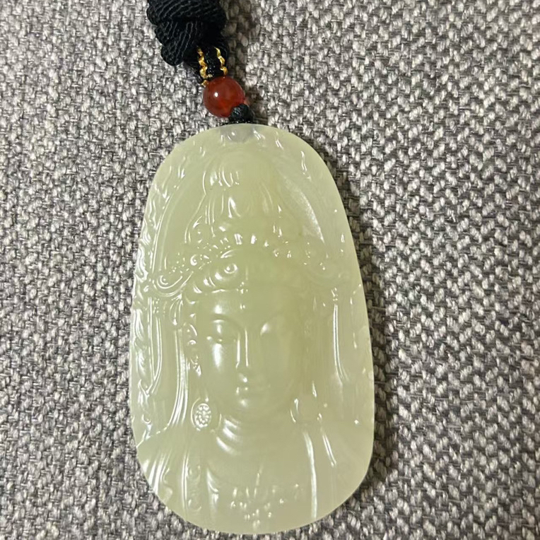 新疆黄口料 若羌 度母观音牌 精美玉坠