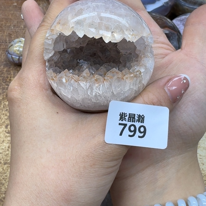 水晶大型摆件（非配饰）未镶嵌