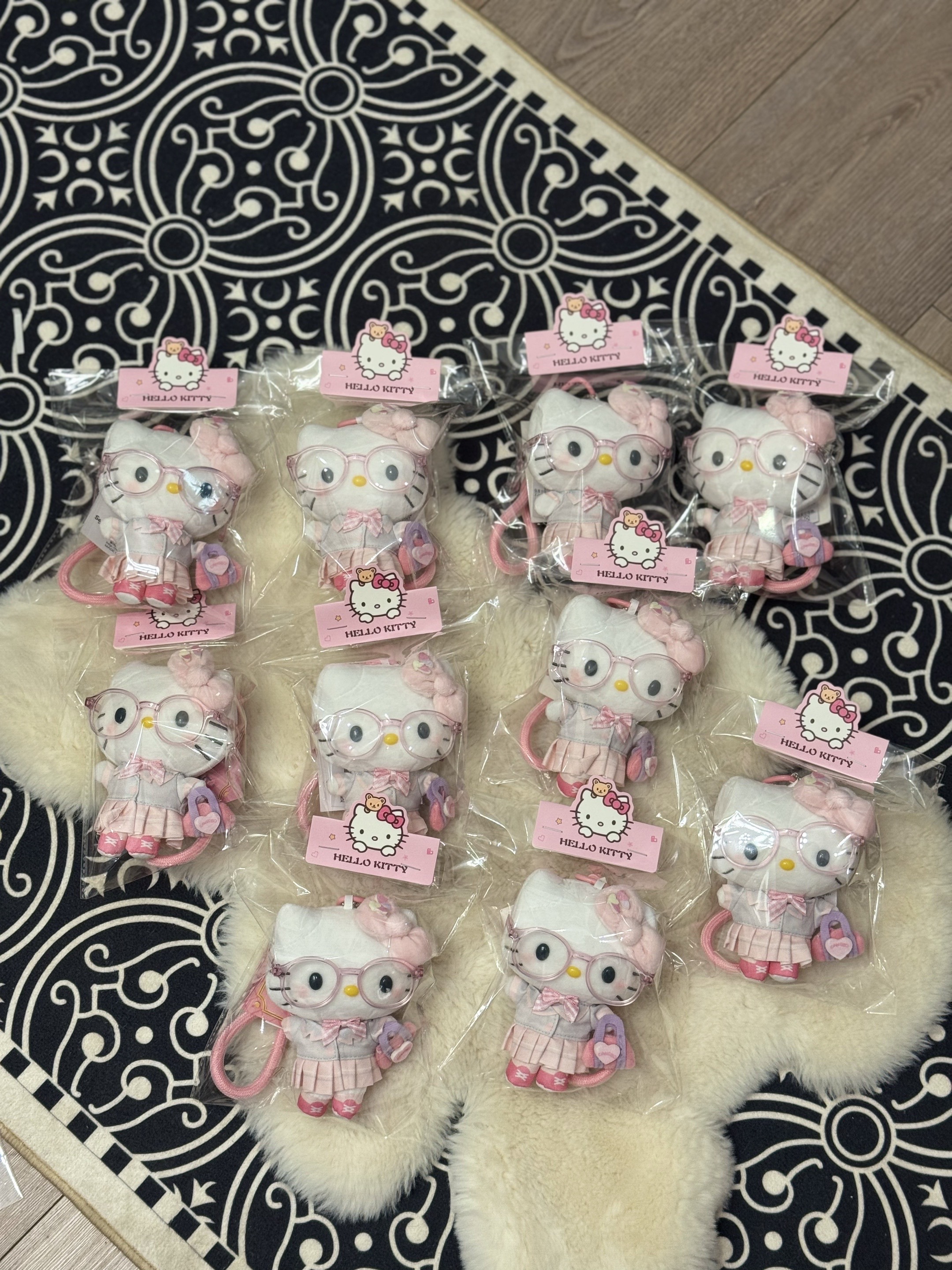 平成辣妹Hello Kitty 粉色JK制服学院风毛绒挂件