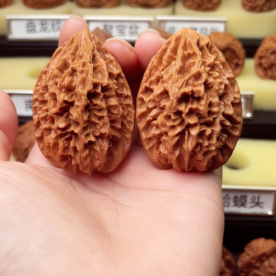 吊坠文玩核桃招财鼠39尺1686