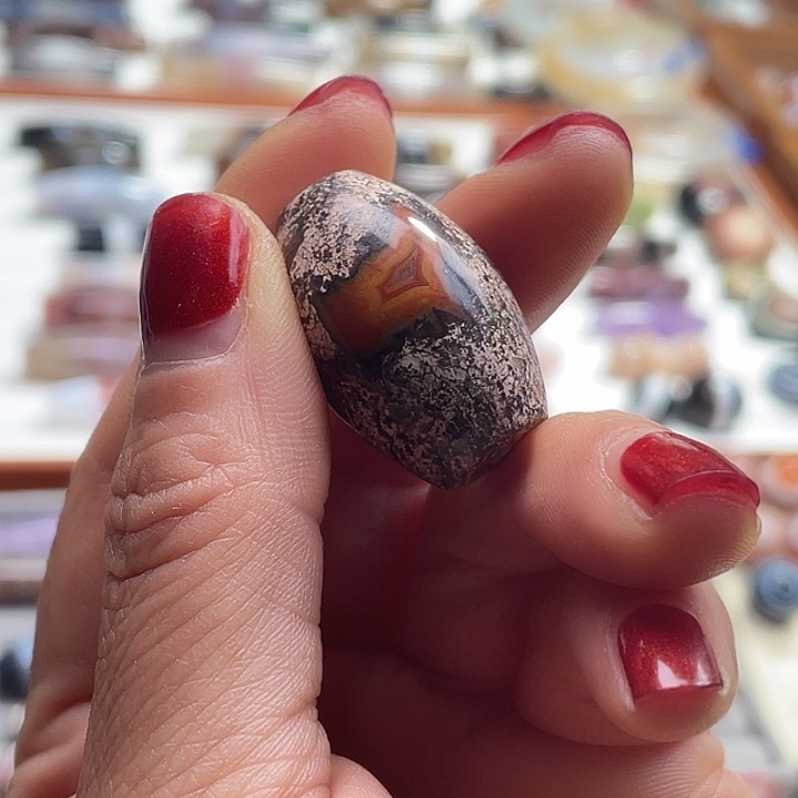 玛瑙/玉髓未镶嵌珠宝半成品