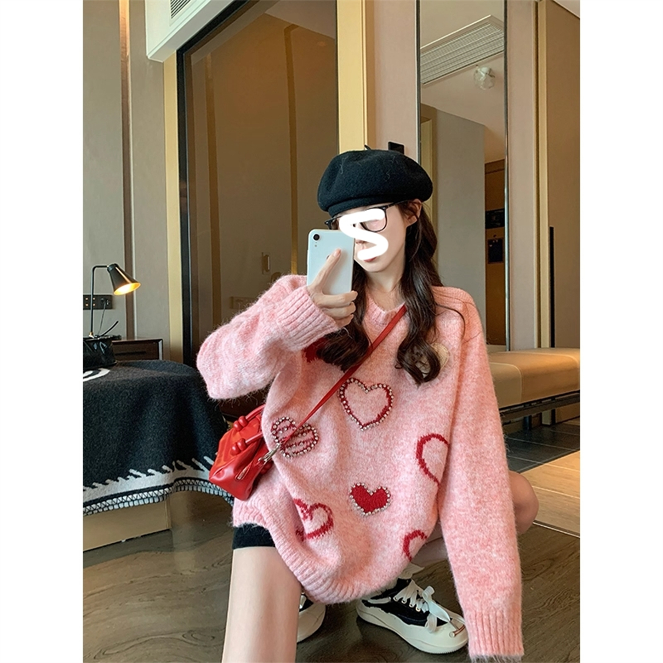 温柔甜美风撞色爱心烫钻毛衣女秋季大码胖MM显瘦宽松保暖针织上衣