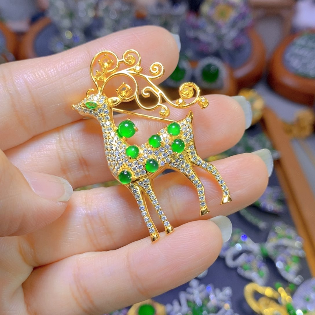 翡翠颈饰银S925镶嵌天然翡翠