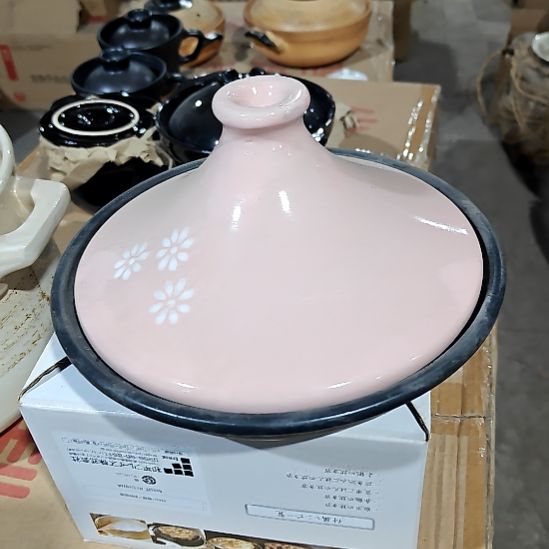 绿泥盘子碗茶壶啥都有