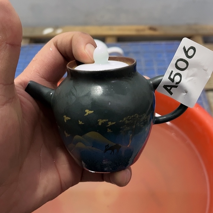 D***4茶具默认微瑕瓷器、茶具、壶、摆件，介意勿拍 