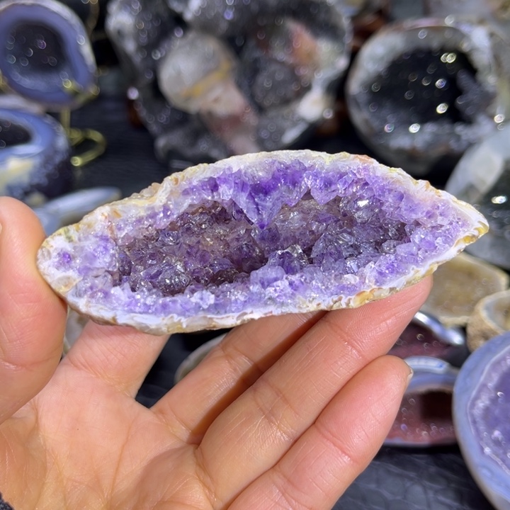 珠宝半成品未镶嵌水晶