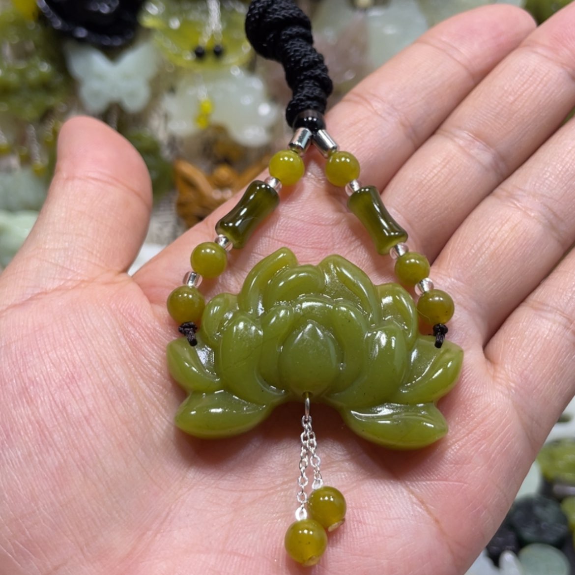 【闪购商品】岫玉颈饰未镶嵌8吊坠
