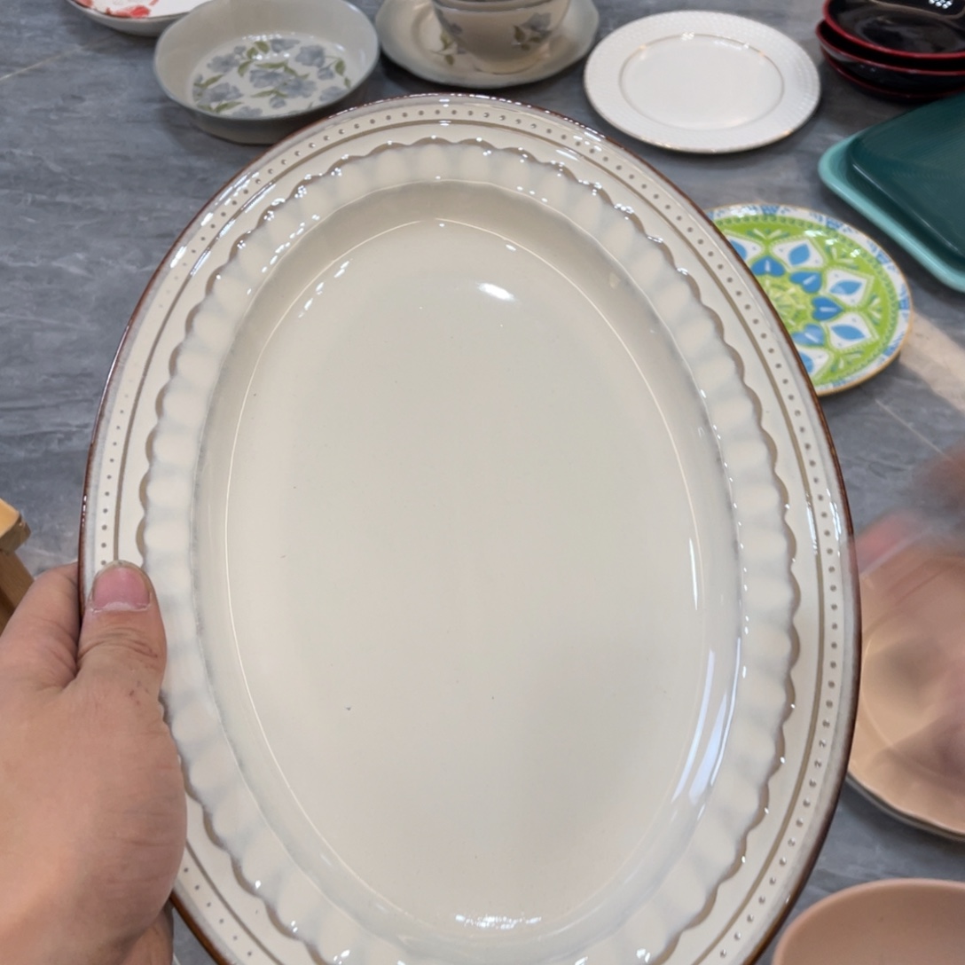 陶瓷微瑕餐具介意勿拍，满18飞！