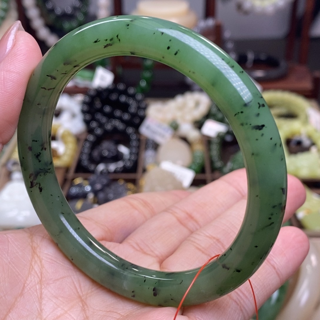 和田玉清货价老矿料碧玉乌兰海圆条手镯59.5未镶嵌