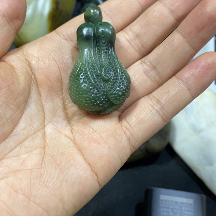 轻***松未镶嵌和田玉（糖玉）挂件