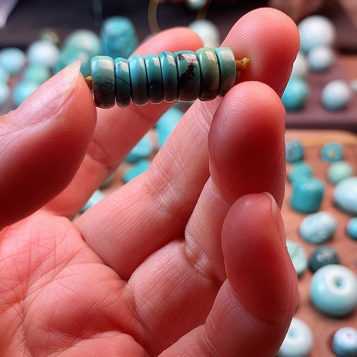 绿松石配饰未镶嵌