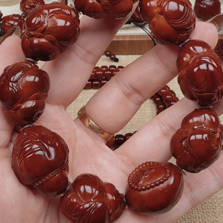 勇*橄榄核精品海派弥勒