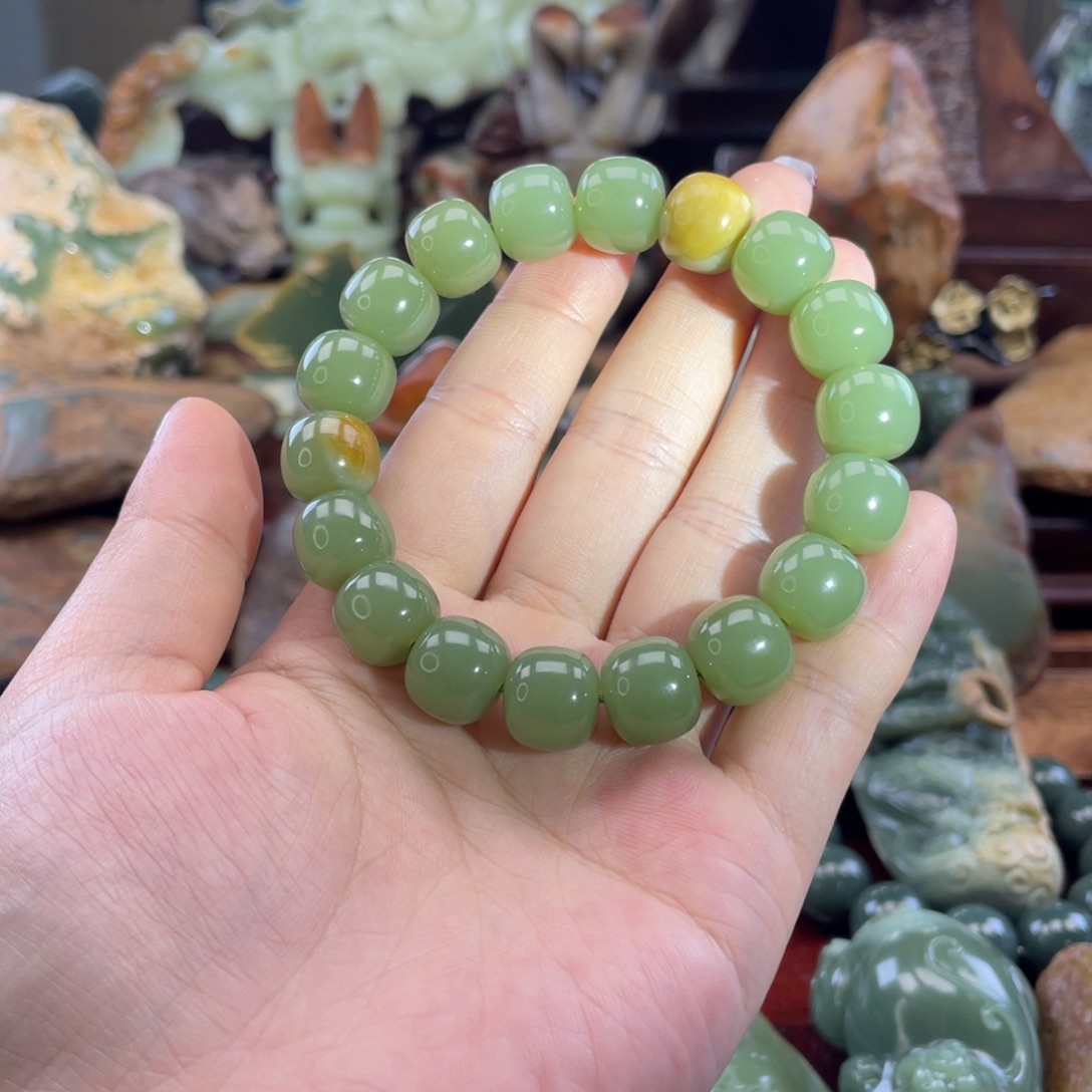 N***s岫岩河磨玉（透闪石质玉）未镶嵌手串