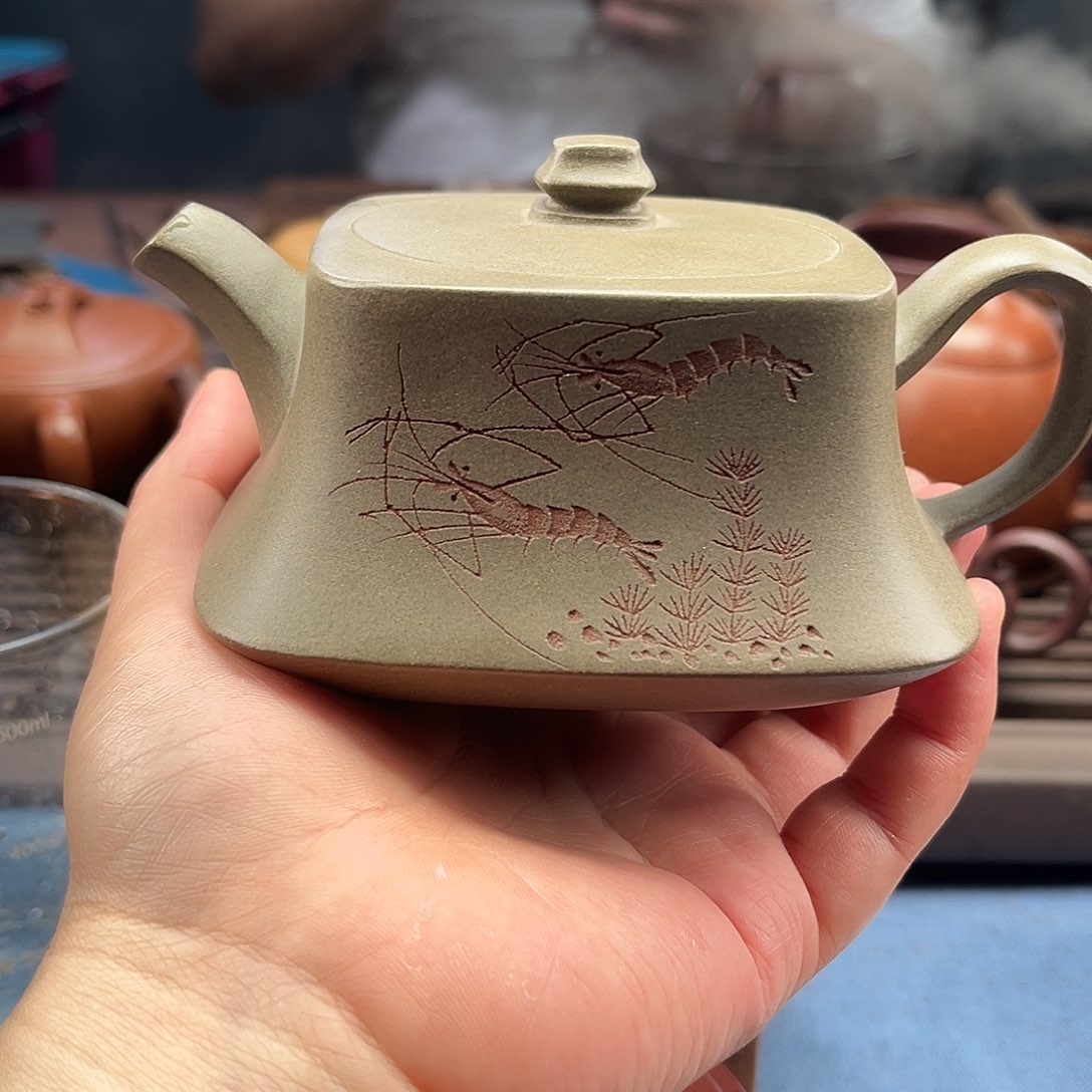 茶壶紫砂思**?宜兴紫砂