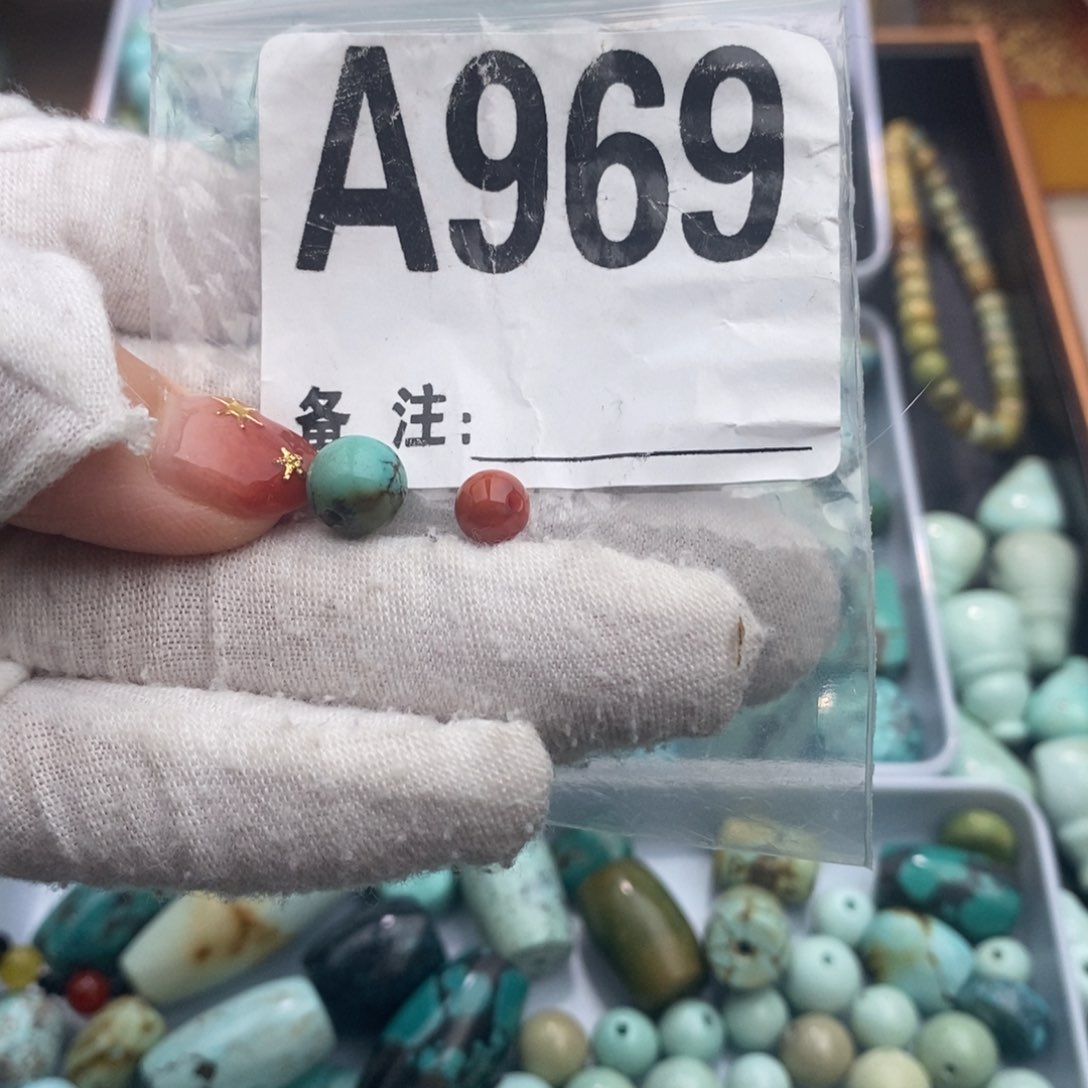 未镶嵌卡8圆珠南红玛瑙倚**雨