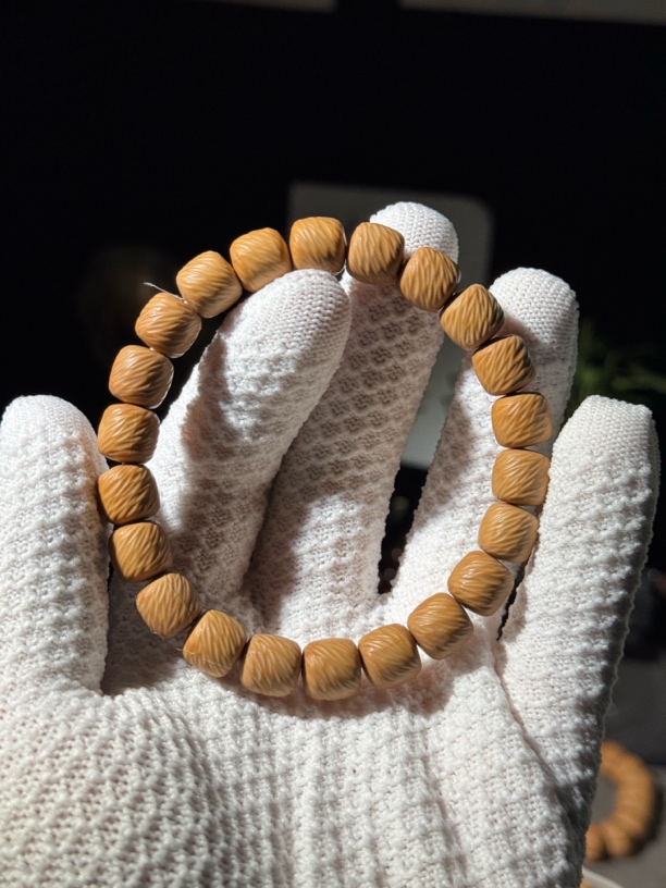 《菩念出品》道珠云锦全品原皮原色10mm左右