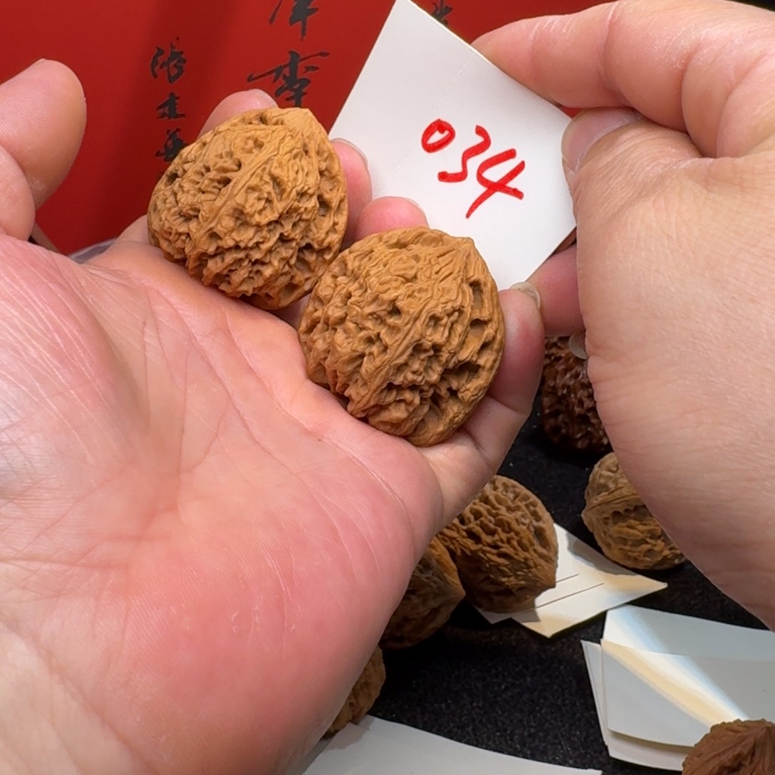 文玩核桃把件40三角将