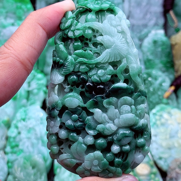 翡翠吊坠(不含链)未镶嵌