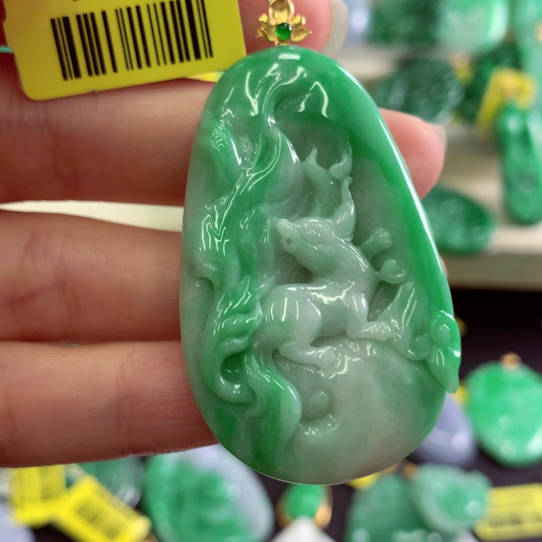 翡翠18K金镶嵌吊坠(不含链)