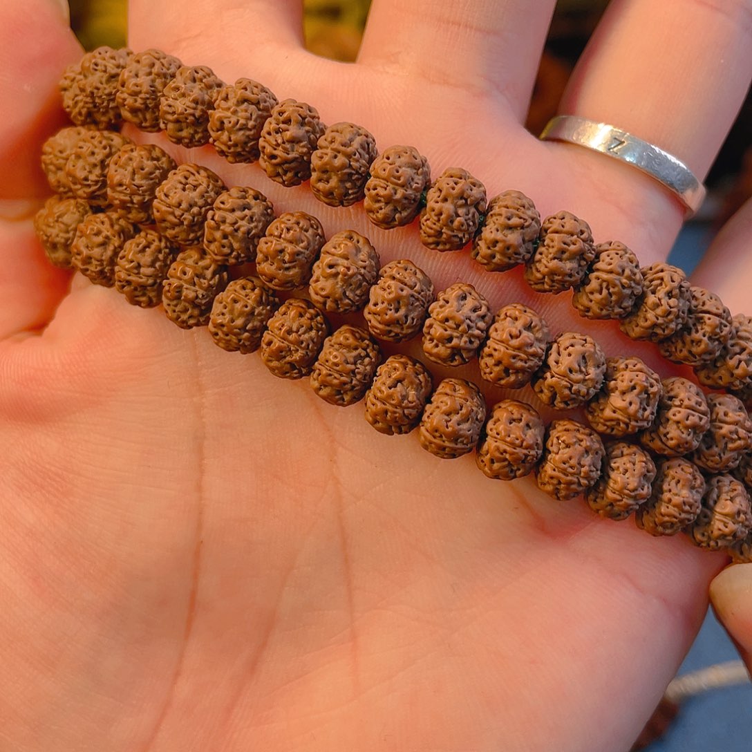 金刚菩提手串9*。平细，108  8+