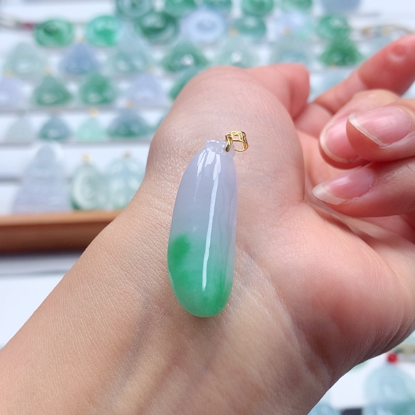 【闪购商品】翡翠吊坠(赠链)18K金镶嵌