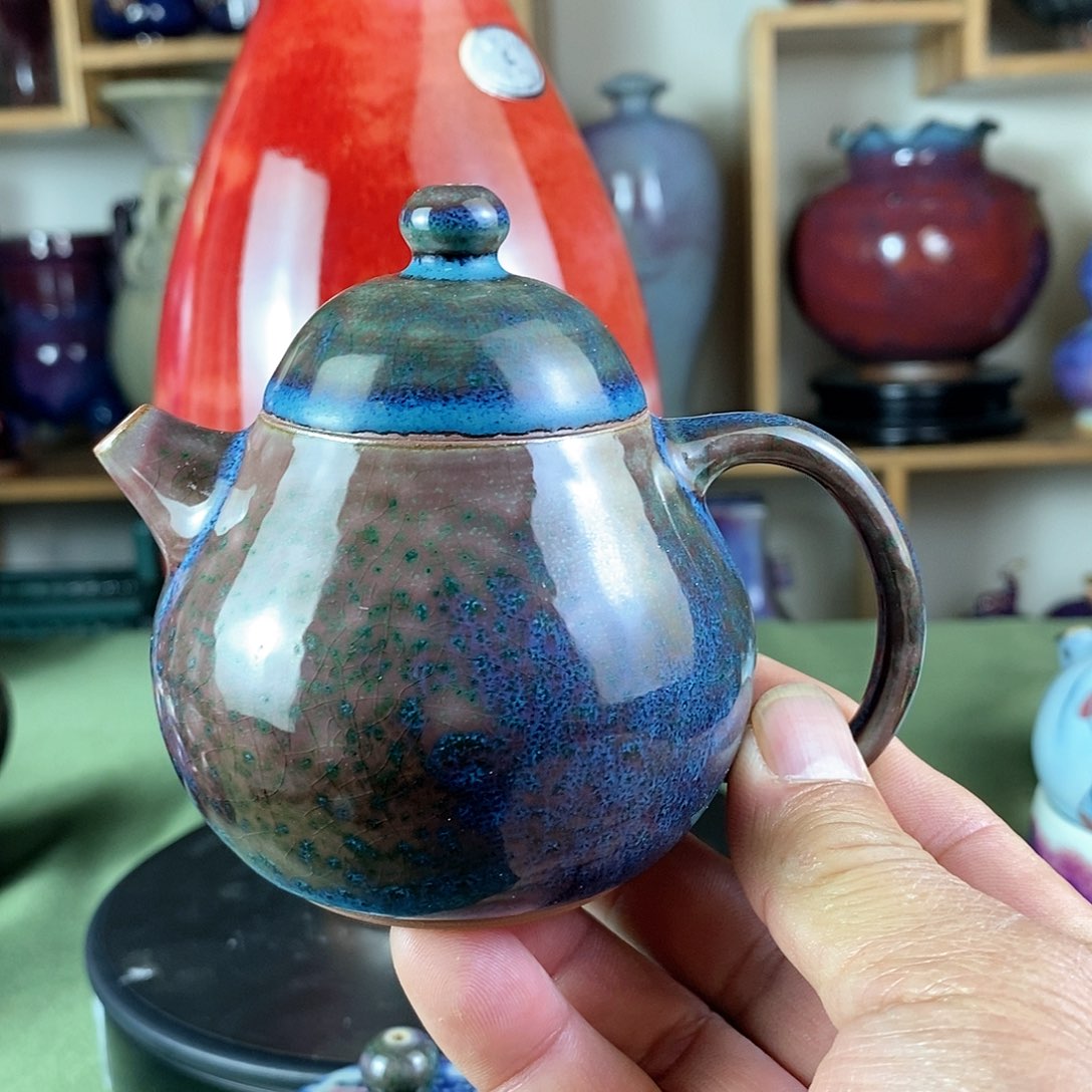 陶瓷梨壶，福利活动