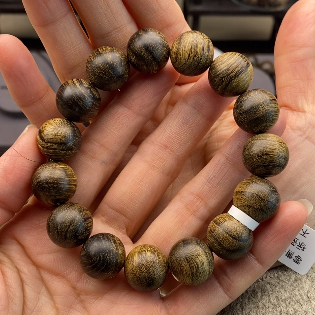 沉香手串城越南芽庄白棋虎斑瘤疤1.4