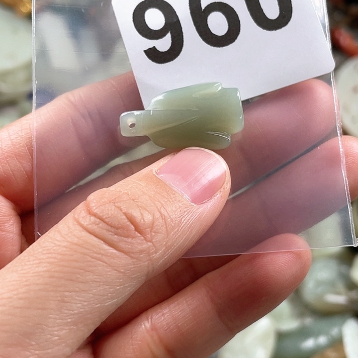 和田玉（糖玉）颈饰未镶嵌